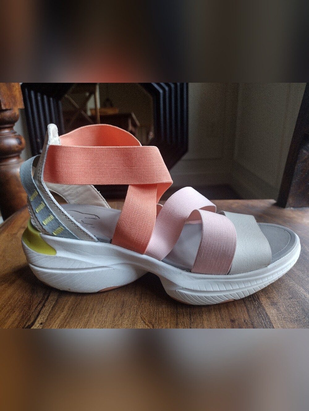 Sorel Pink Orange Pastels Kinetic Impact Sandals Size 7 - Picture 2 of 9